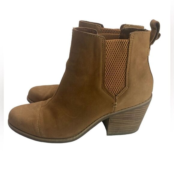 TOMS EVERLY Wm’s Sz 8.5 Tan Oiled Nubuck Leather Pull On Chelsea Bootie Boots - Picture 4 of 7